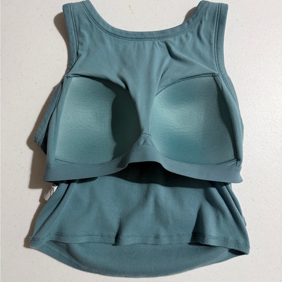 Uniqlo Teal Tank Top With Built-In Padded Bra - Picture 5 of 7